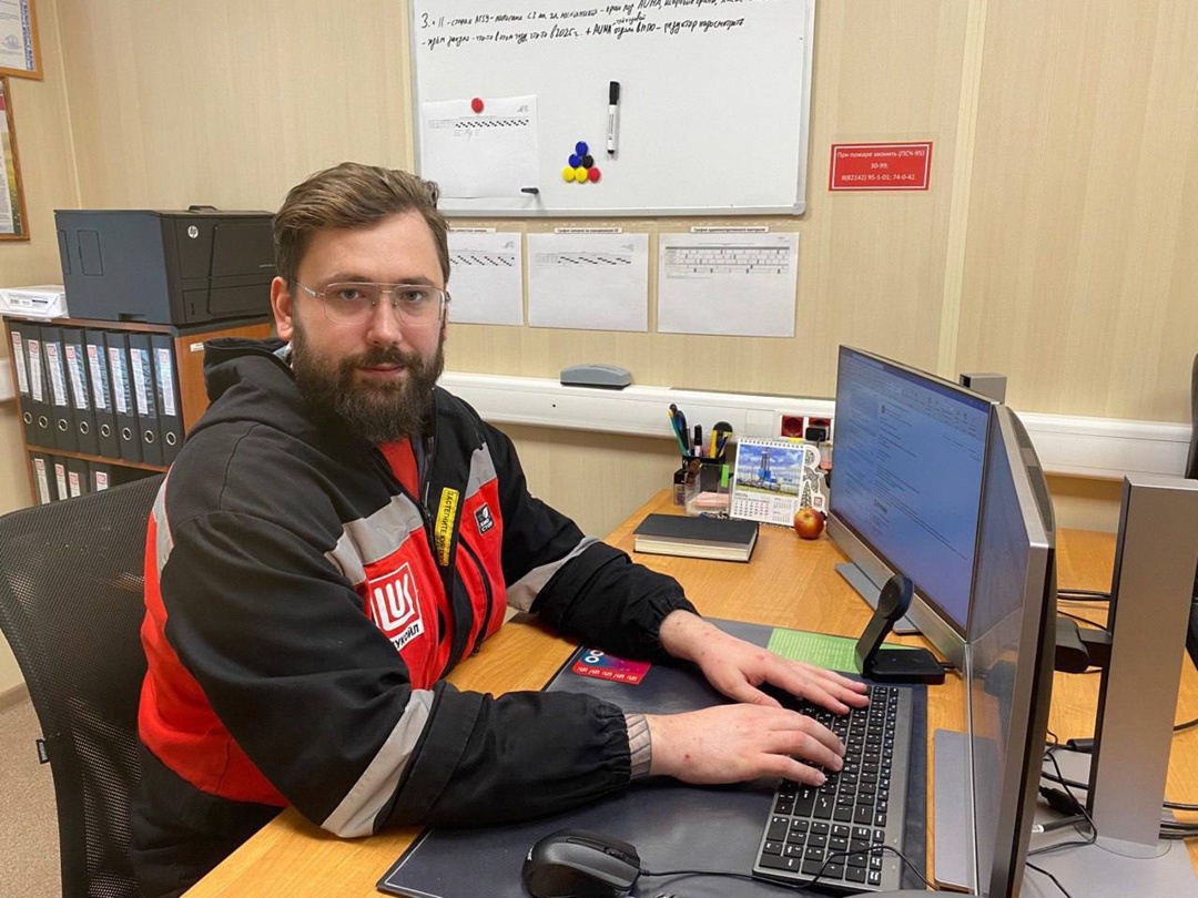 Нейросеть для сложных скважин Технолог ЛУКОЙЛа из Тимано-Печоры Григорий Чёрный предложил использовать искусственный интеллект для оптимизации работы с…