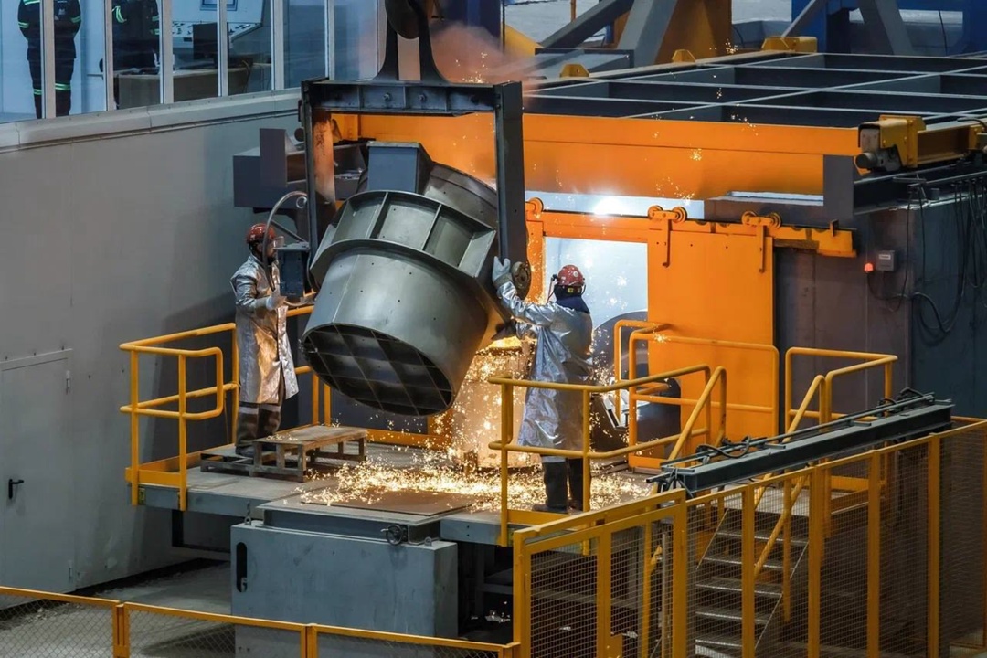 Они сказали: «Поехали!». Генеральный директор ПАО «ММК» Павел Шиляев и директор Магнитогорского завода прокатных валков (МЗПВ, входит в Группу ММК) Валерий…