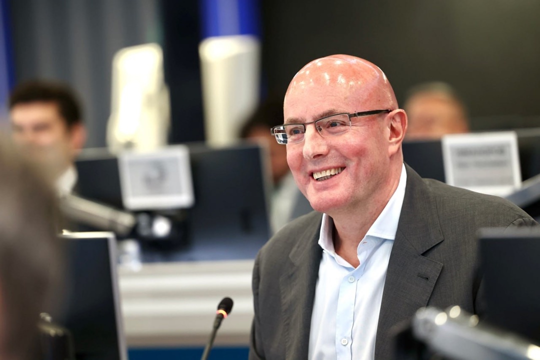 Дмитрий Чернышенко и Андрей Фурсенко вручили дипломы выпускникам программы развития кадрового резерва в науке.