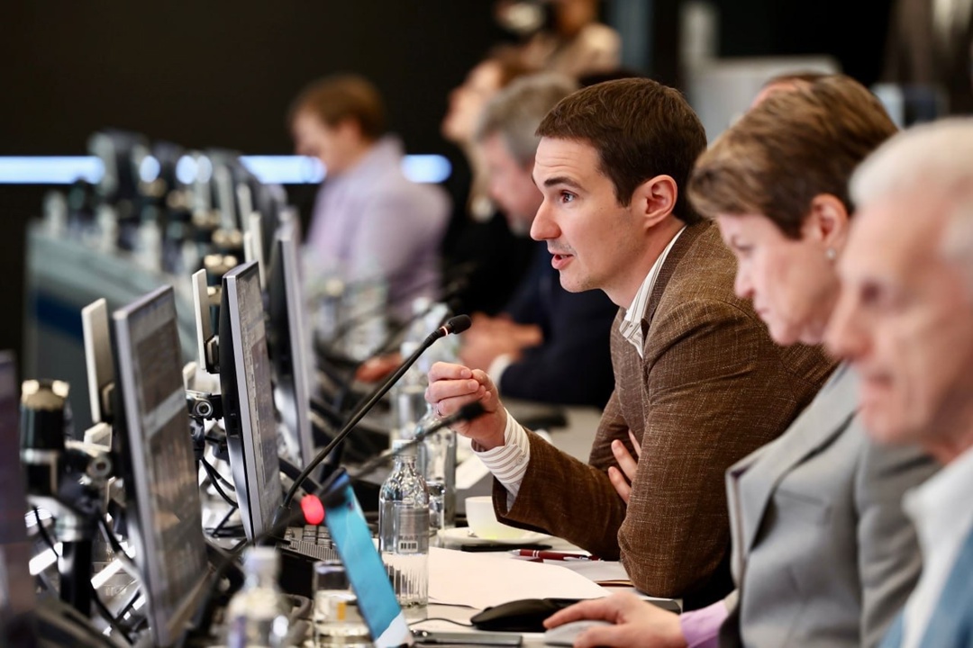 Дмитрий Чернышенко и Андрей Фурсенко вручили дипломы выпускникам программы развития кадрового резерва в науке.