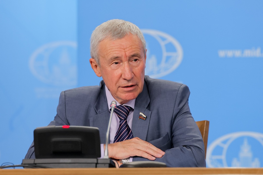 Андрей Климов: Дискуссии в рамках подготовки к следующим Международным слушаниям по евразийской безопасности пройдут во Владивостоке и Сочи