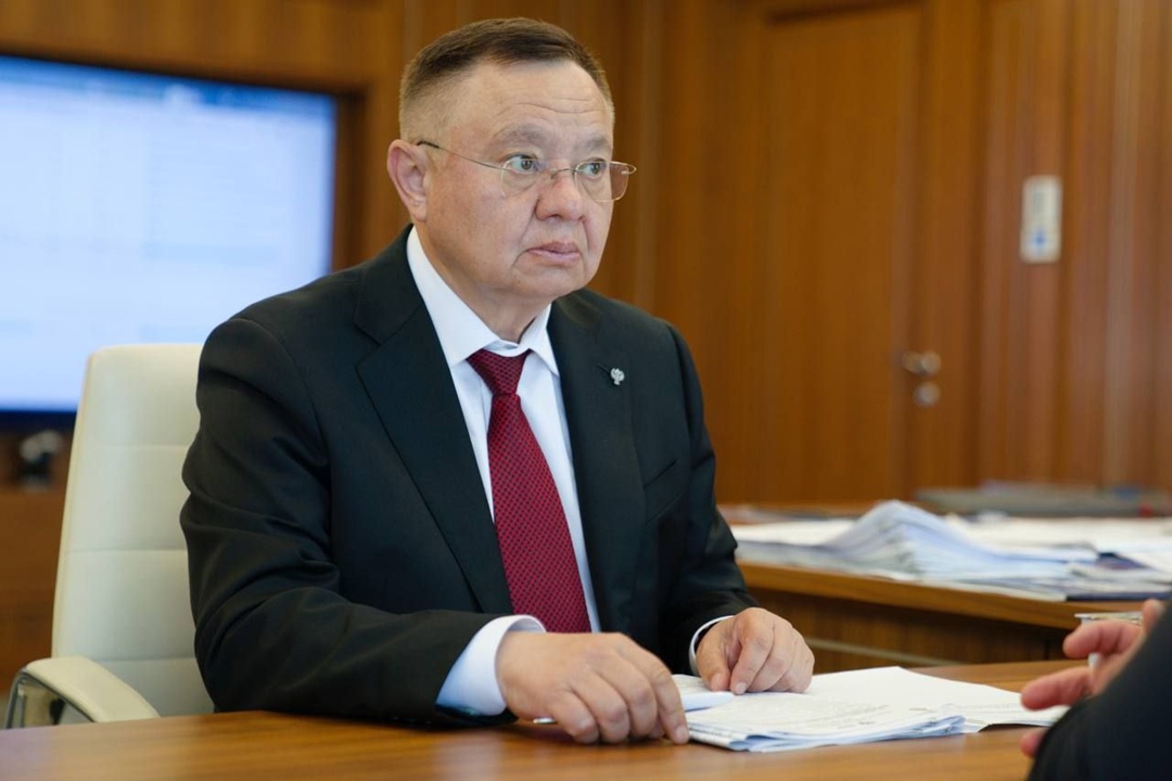 Состоялась рабочая встреча Главы Минстроя России Ирека Файзуллина с Губернатором Астраханской области Игорем Бабушкиным