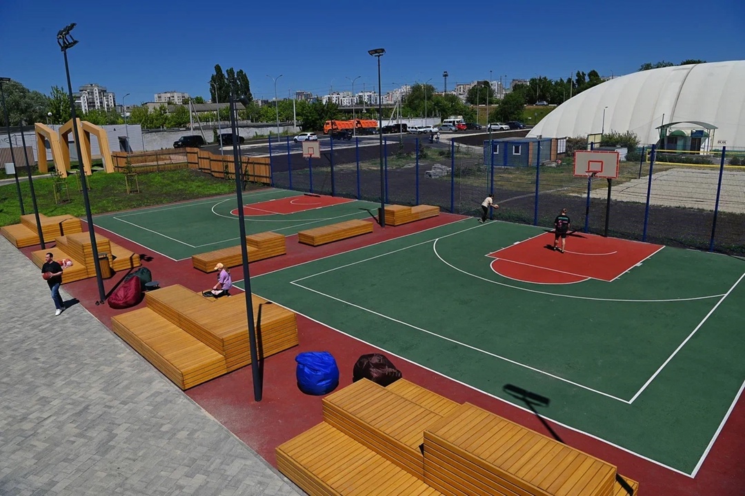 Правительство РФ продолжает системную работу по реализации федерального проекта «Формирование комфортной городской среды», направленного на преобразование…