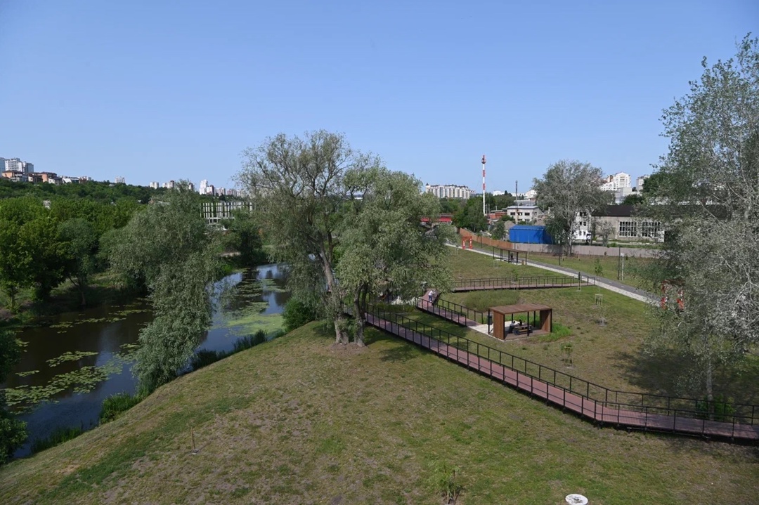 Правительство РФ продолжает системную работу по реализации федерального проекта «Формирование комфортной городской среды», направленного на преобразование…