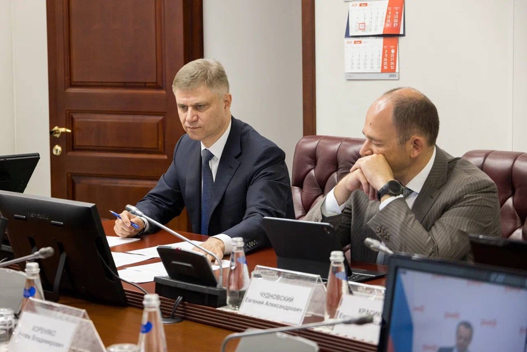 Глава Минтранса Андрей Никитин провел совещание в формате ВКС из командировки в Забайкальском крае по ситуации в воздушном пространстве