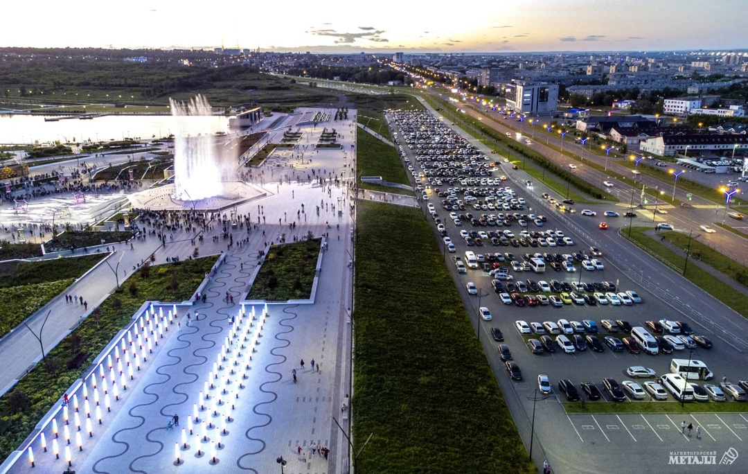 Нашли себя на фотографии? День металлурга в этом году собрал рекордные толпы в «Притяжении» – только за три дня здесь побывали более 172 500 человек!