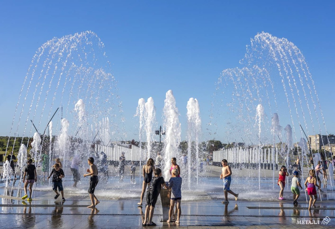 Нашли себя на фотографии? День металлурга в этом году собрал рекордные толпы в «Притяжении» – только за три дня здесь побывали более 172 500 человек!