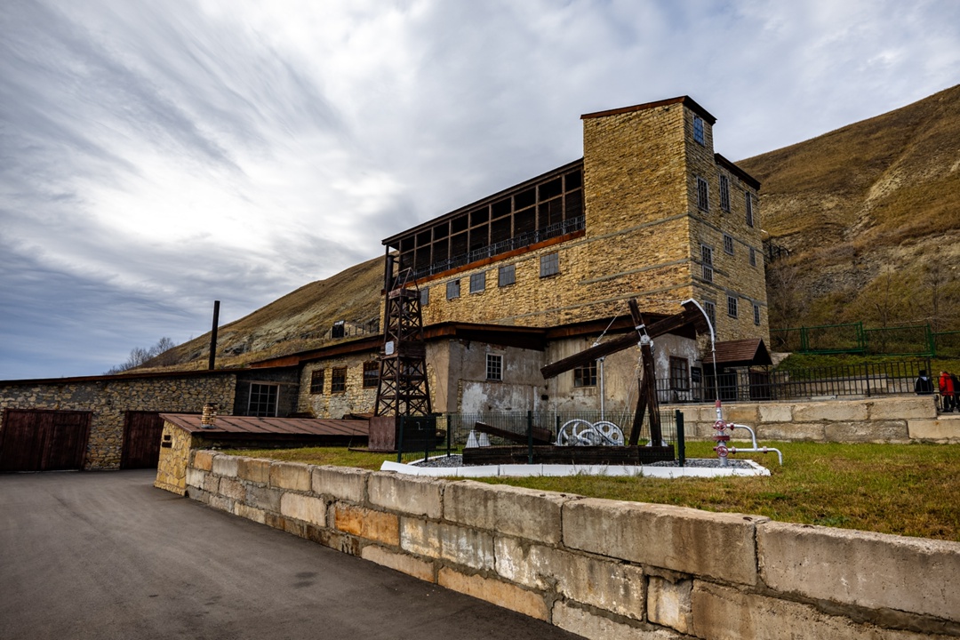 Музей нефти в Шугурово вошел в ТОП-15 самых НЕОБЫЧНЫХ мест России!