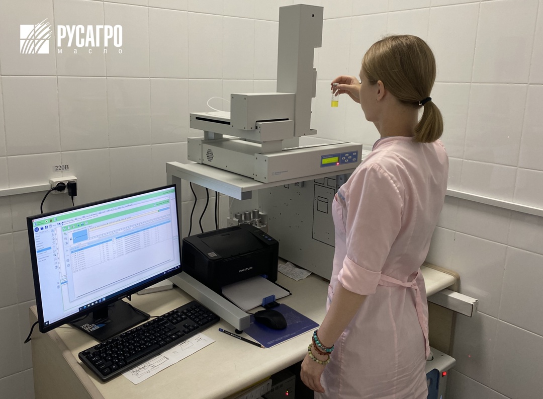 На производственной площадке в Уссурийске специалисты службы качества обеспечивают строгий контроль на всех этапах — от проверки поступающего сырья до выпуска…