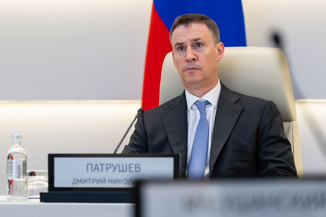 Дмитрий Патрушев: Обеспеченность специалистами – важное условие эффективного функционирования очистных сооружений