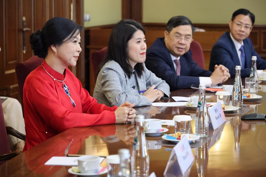 Вице-премьер Дмитрий Чернышенко провел рабочую встречу с Нго Фыонг Ли, супругой генерального секретаря ЦК Компартии Вьетнама То Лама