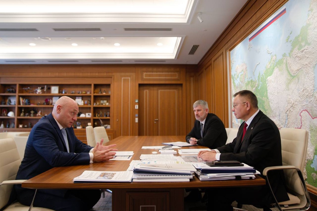 Состоялась рабочая встреча Главы Минстроя Россия Ирека Файзуллина с председателем Координационного совета при Общественной палате Российской Федерации по…