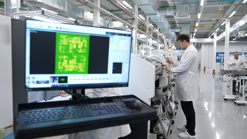 Специальный репортаж. На связи. Как развивают рынок отечественных смартфонов и планшетов