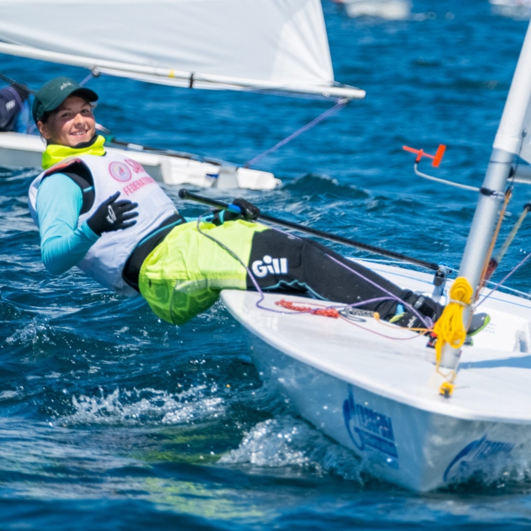 У берегов Холмска на Сахалине завершилась пятая регата «Паруса надежды» – проект, который из года в год открывает детям мир парусного спорта