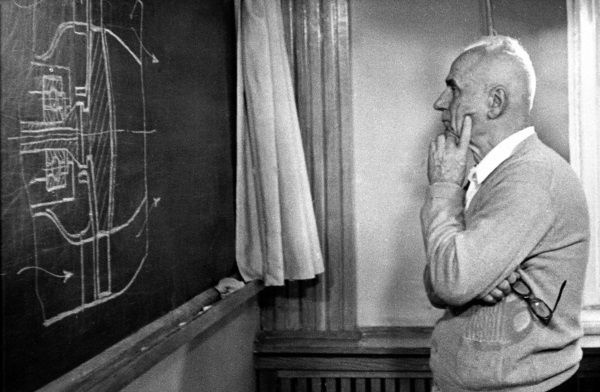 Реактивные двигатели, созданные в КБ под началом Архипа Люльки, помогали достигать новых высот в прямом и переносном смыслах.