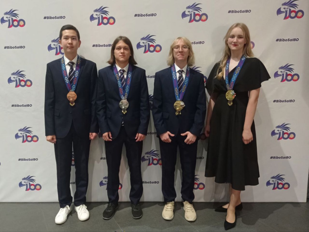 Российские школьники завоевали 4 медали на 36-й Международной биологической олимпиаде в городе Кесон-Сити Республики Филиппины.