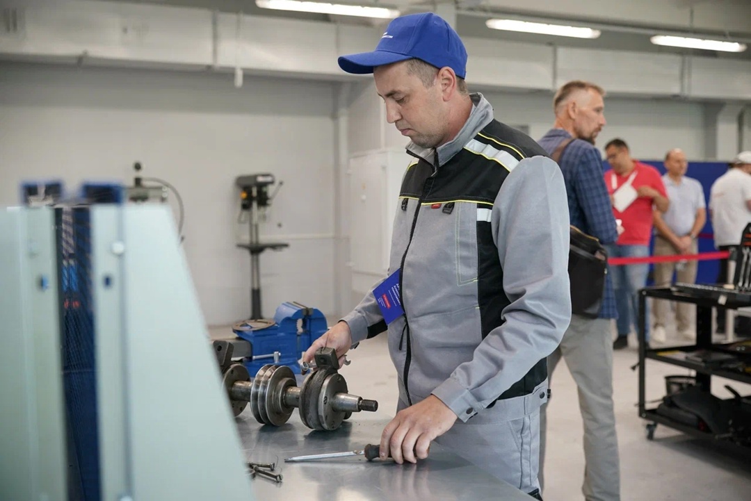 Лучшего слесаря-сборщика России выбрали в Архангельской области.