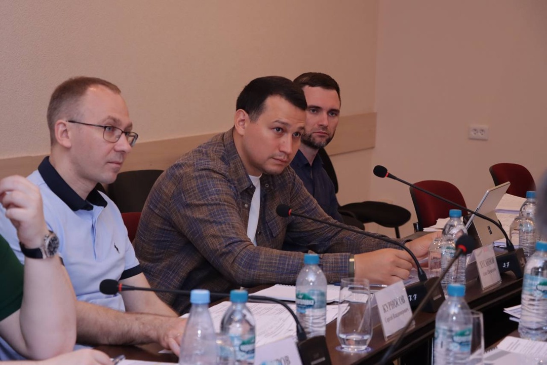 Представители Минстроя России приняли участие в координационных совещаниях, а также посетили социальные объекты ДНР