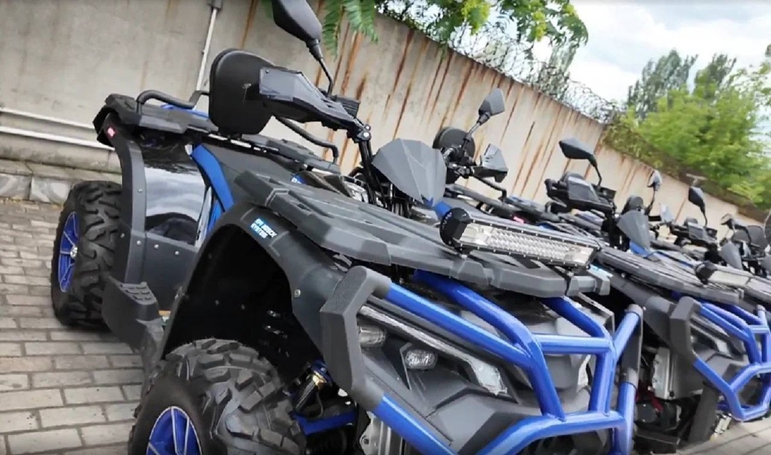 Глава Минстроя России Ирек Файзуллин и Глава ДНР Денис Пушилин приняли участие в передаче гуманитарной помощи военнослужащим