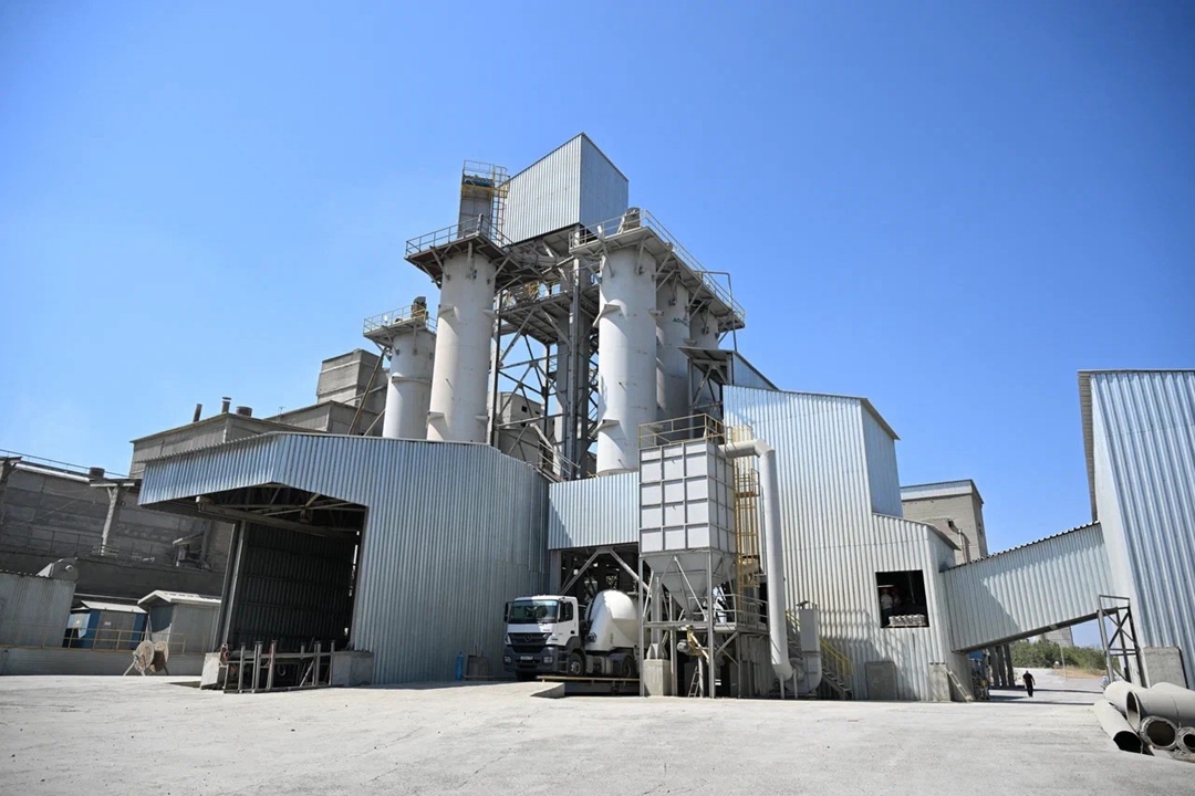 Министр строительства и ЖКХ Ирек Файзуллин посетил с рабочей поездкой Донецкую Народную Республику