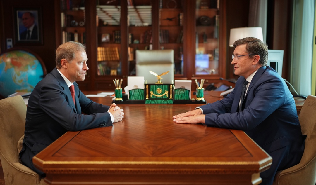 Денис Мантуров встретился с губернатором Нижегородской области Глебом Никитиным.