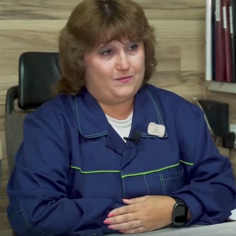 «Лена тут главная» На комбинате есть правило: если на участке что-то непонятно - спроси Лену. А лучше не спорь