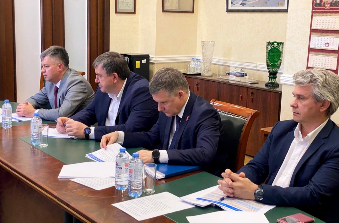 ️ Ростехнадзор провёл совещание с Минэнерго России по вопросам эксплуатации объектов угольной промышленности новых субъектов России