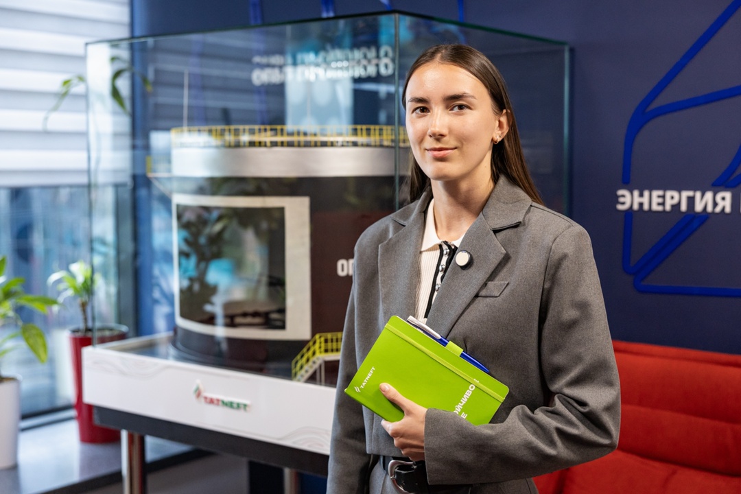 Новую неделю начинаем с Юлией Кокориной — специалистом отдела эксплуатации объектов подготовки нефти СП «Татнефть-Добыча»