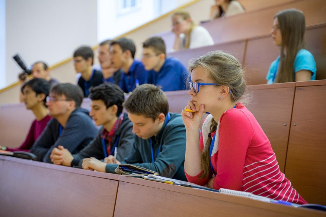 Дмитрий Чернышенко: Три из пяти востребованных специальностей у абитуриентов – инженерные