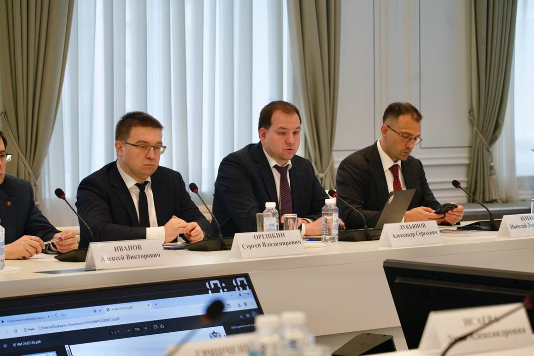 В Минстрое России обсудили промежуточные результаты деятельности Экспертной группы по внедрению ИИ в строительную отрасль