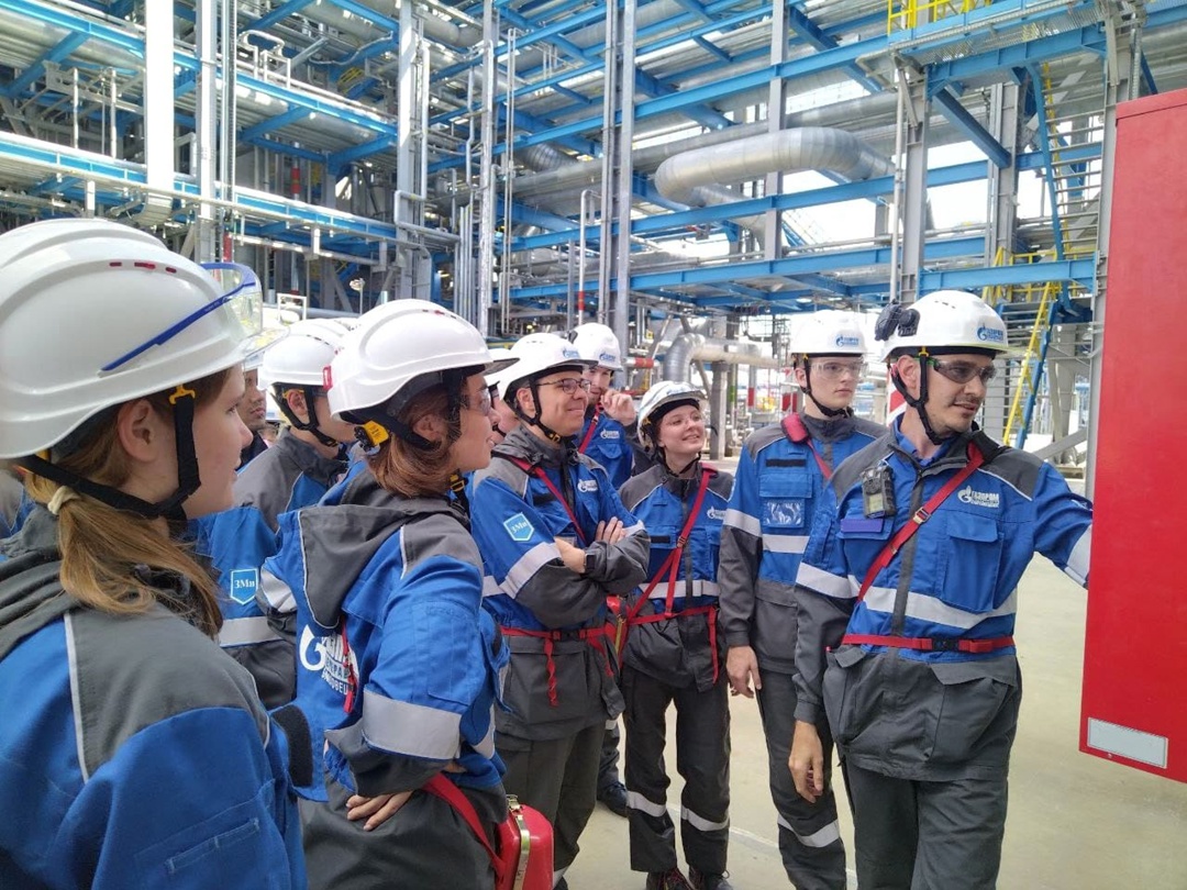 Студенты Губкинского университета прошли практику на Амурском газоперерабатывающем заводе