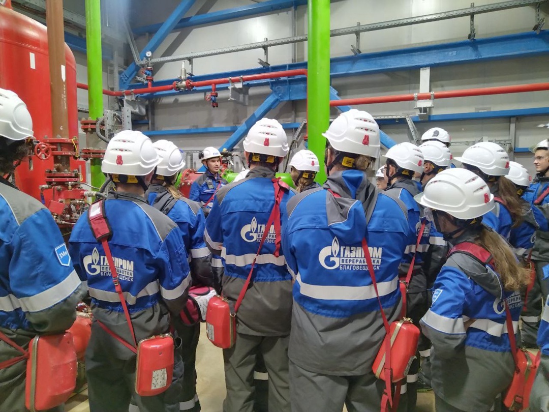 Студенты Губкинского университета прошли практику на Амурском газоперерабатывающем заводе