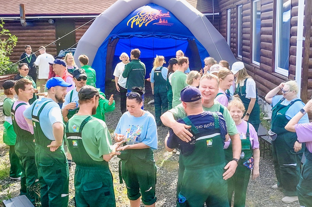 Совместный труд объединяет: как волонтеры благоустроили «Лапарк»