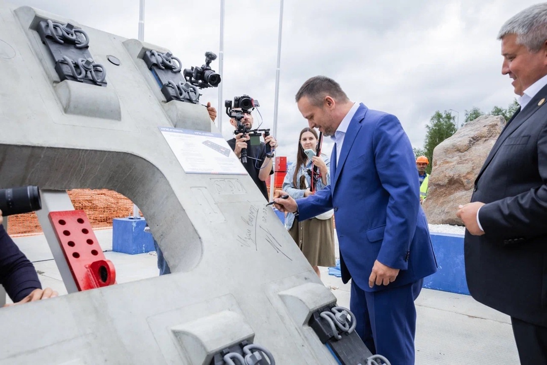 Глава Минтранса Андрей Никитин дал старт строительству «умного» завода для первой российской ВСМ
