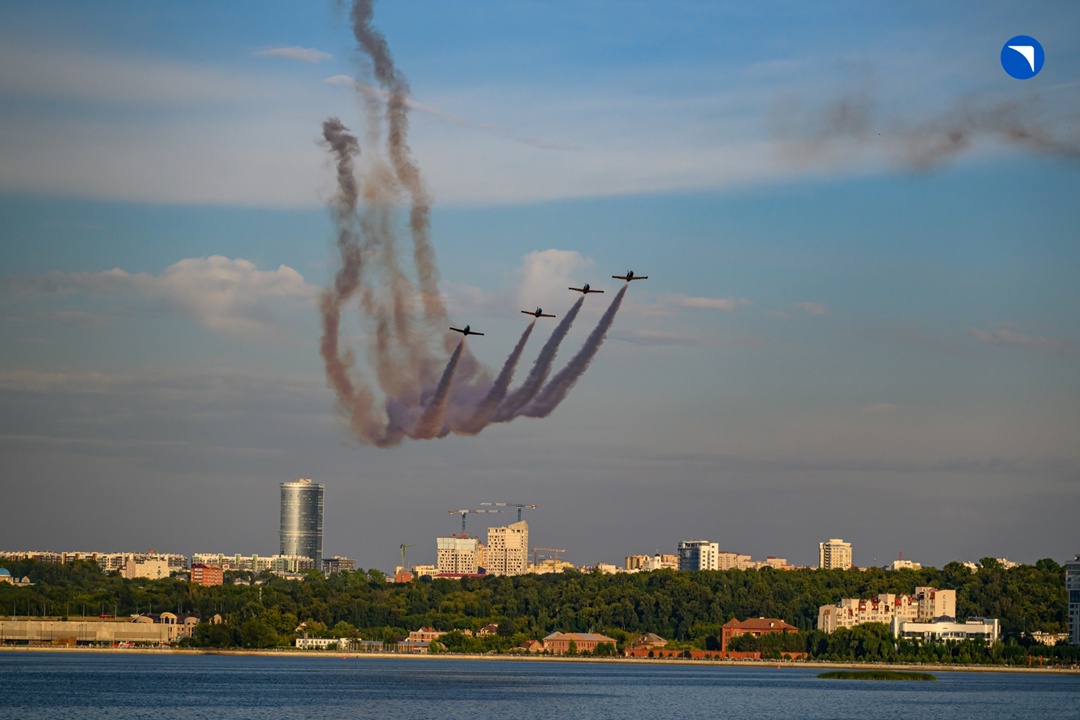 Ту-214, Ту-22М3 и Ил-76 на фестивале «Я выбираю небо!» в Казани