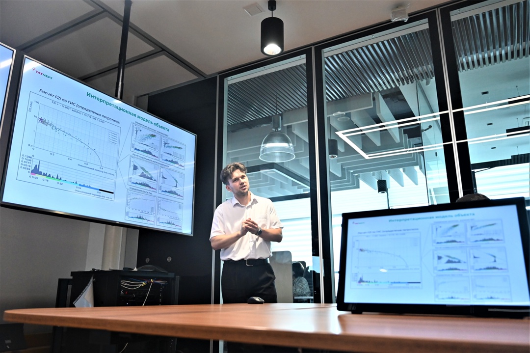 Новую неделю начинаем с Наилем Сафаровым — инженером отдела петрофизического обеспечения и интерпретации данных геофизических исследований скважин Центра…