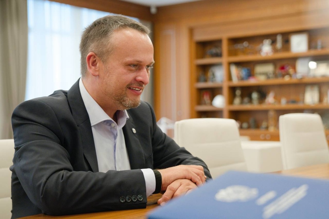 В Минстрое России состоялась рабочая встреча Министра строительства и ЖКХ РФ Ирека Файзуллина с Министром транспорта РФ Андреем Никитиным