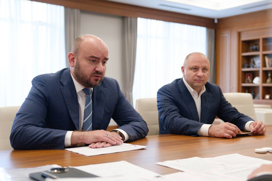 Министр строительства и ЖКХ РФ Ирек Файзуллин провел рабочую встречу с Губернатором Самарской области Вячеславом Федорищевым