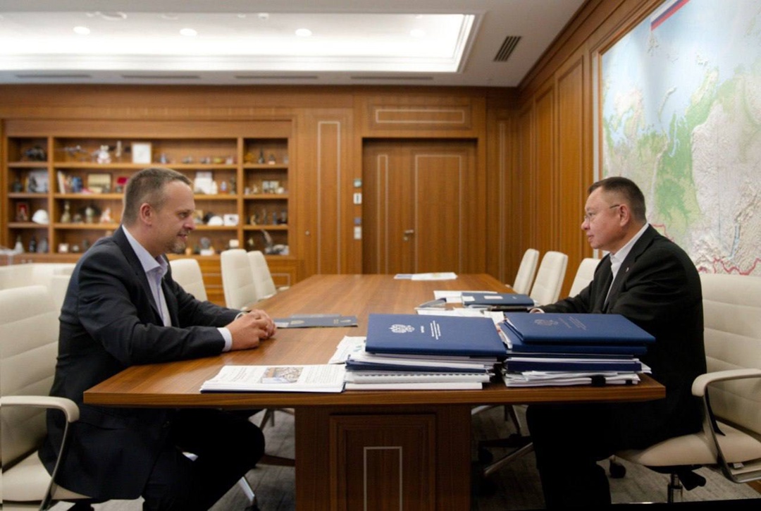 Реализация всех крупных транспортных объектов начинается со стройки