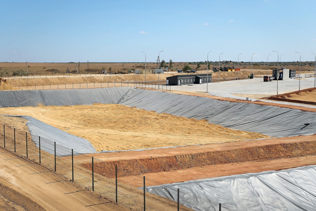 Ростехнадзор выдал заключение о соответствии полигона твердых коммунальных отходов в Белогорском районе Республики Крым проектным требованиям