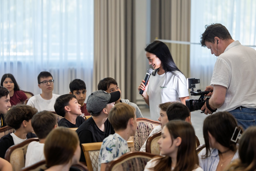 Торт из скважины и усач Келера: как амбассадоры «Татнефти» вдохновляют детей