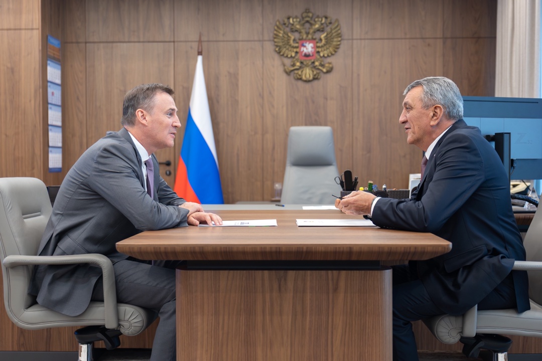 Дмитрий Патрушев с главой Республики Северная Осетия – Алания Сергеем Меняйло обсудил развитие сельского хозяйства и вопросы экологии региона