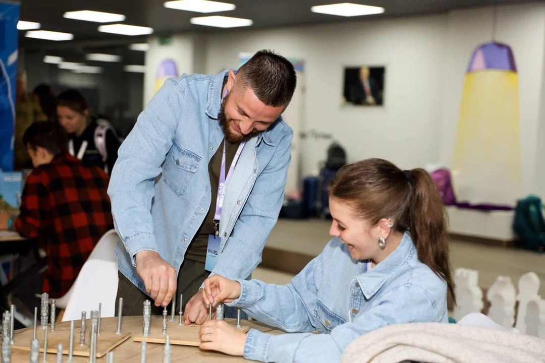 Дмитрий Чернышенко: Более 2 тыс. молодых людей и 89 вузов уже стали победителями конкурсов «Росмолодежь.Гранты»