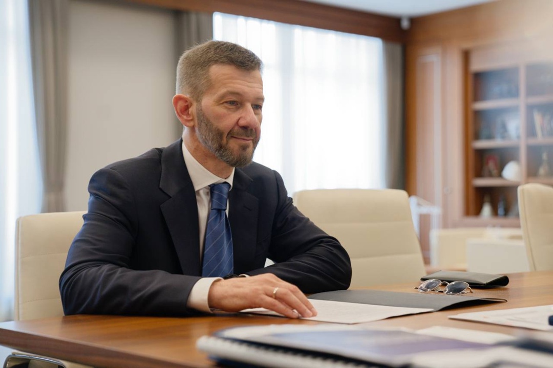 Глава Минстроя России Ирек Файзуллин провел рабочую встречу с Губернатором Чукотского автономного округа Владиславом Кузнецовым