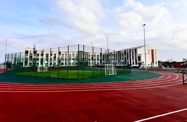 Министр строительства и ЖКХ РФ принял участие в открытии новых инфраструктурных объектов в регионах России под председательством Президента РФ