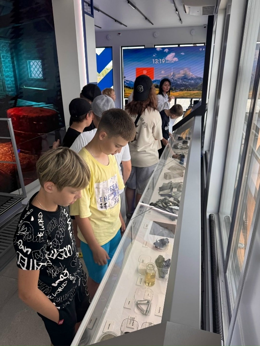 Школьники, металл и лето с пользой — чем запомнились каникулы на ММК?