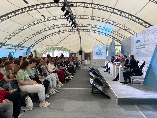 Команда РусГидро в третий раз принимает участие в IV Всероссийском молодежном экологическом форуме «Экосистема. Заповедный край»