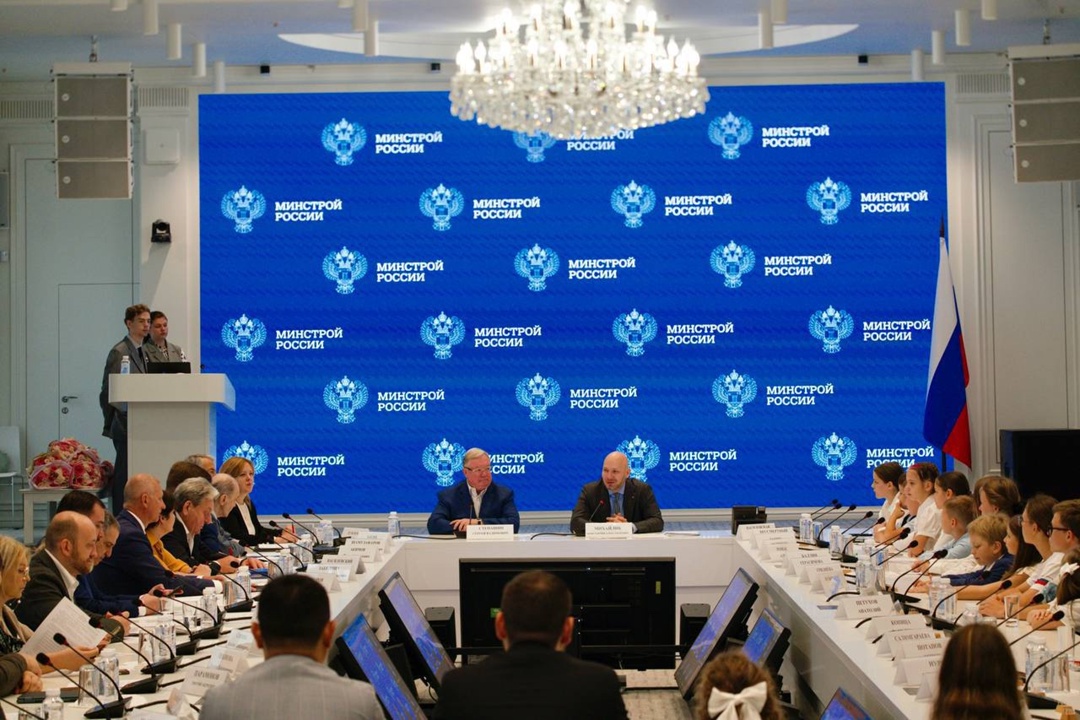 В Минстрое России прошло награждение победителей конкурса «Спроси строителя-2025»