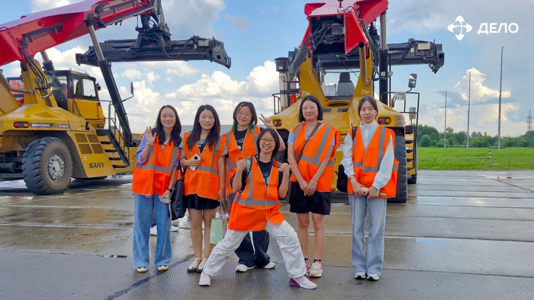 Китайские студенты снова в деле! Уже третий год подряд в ГК «Дело» проходят стажировку студенты Пекинского университета иностранных языков (BFSU)