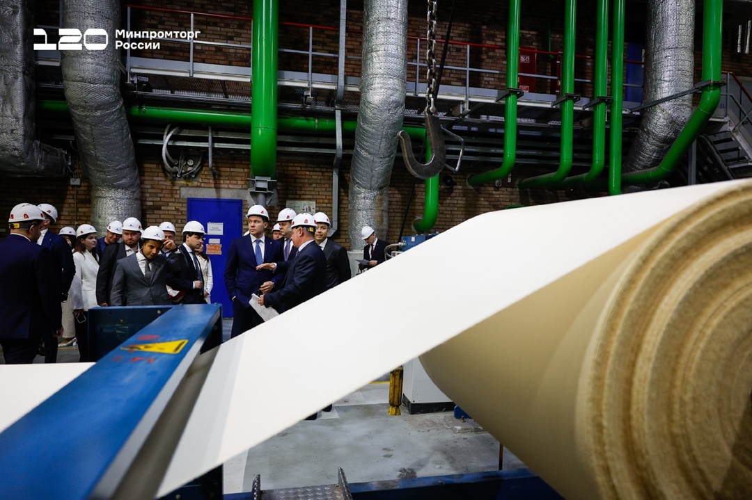 Антон Алиханов и Вячеслав Федорищев обсудили развитие промышленности Самарской области